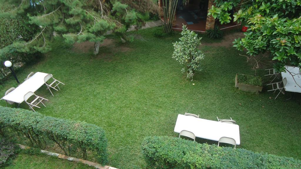 קומסי Wadoma Royale Hotel מראה חיצוני תמונה